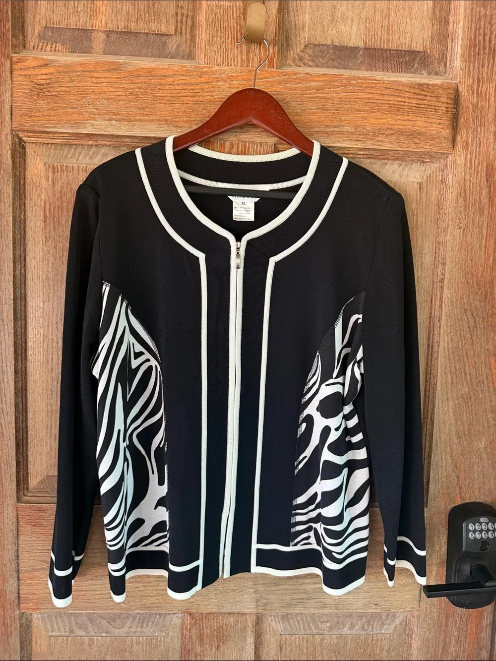 Misook Black and White Zebra-Panel Zip Front Sweater Jacket